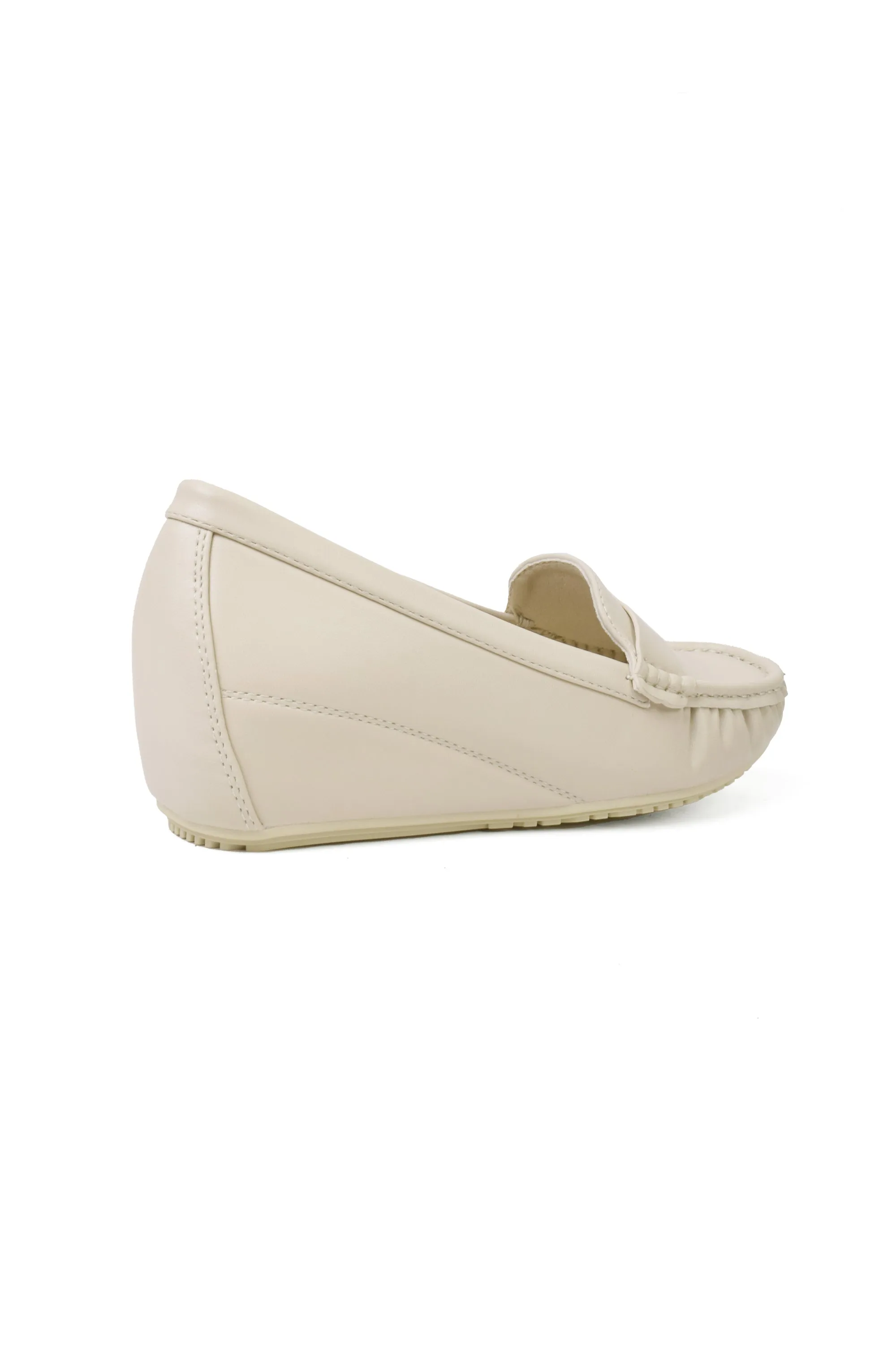 01-4802 Flat Moccasin