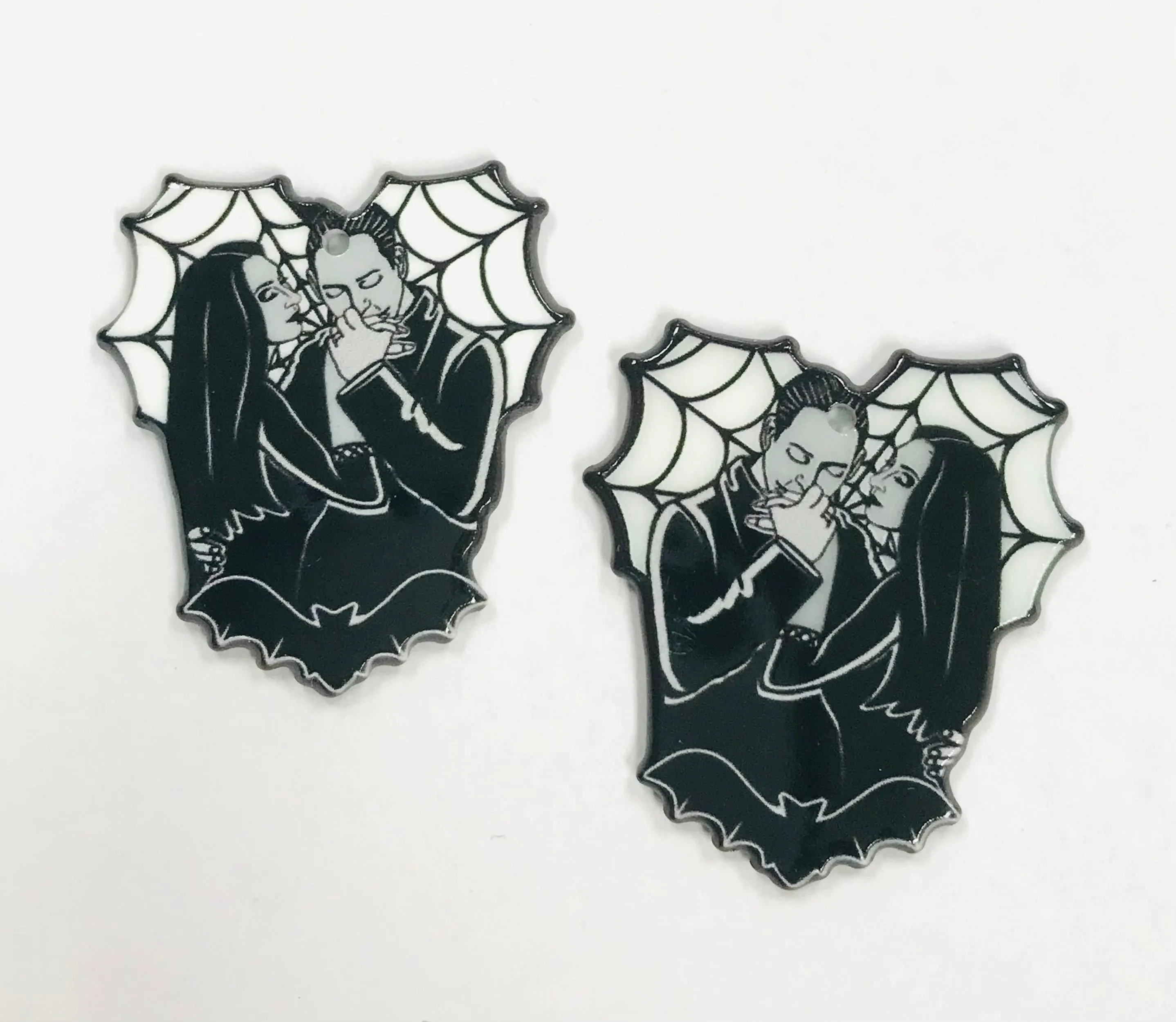 4 Spider Woman's Kiss Horror Movie Icon Charms, Acrylic Charms DIY JEWELRY MAKING