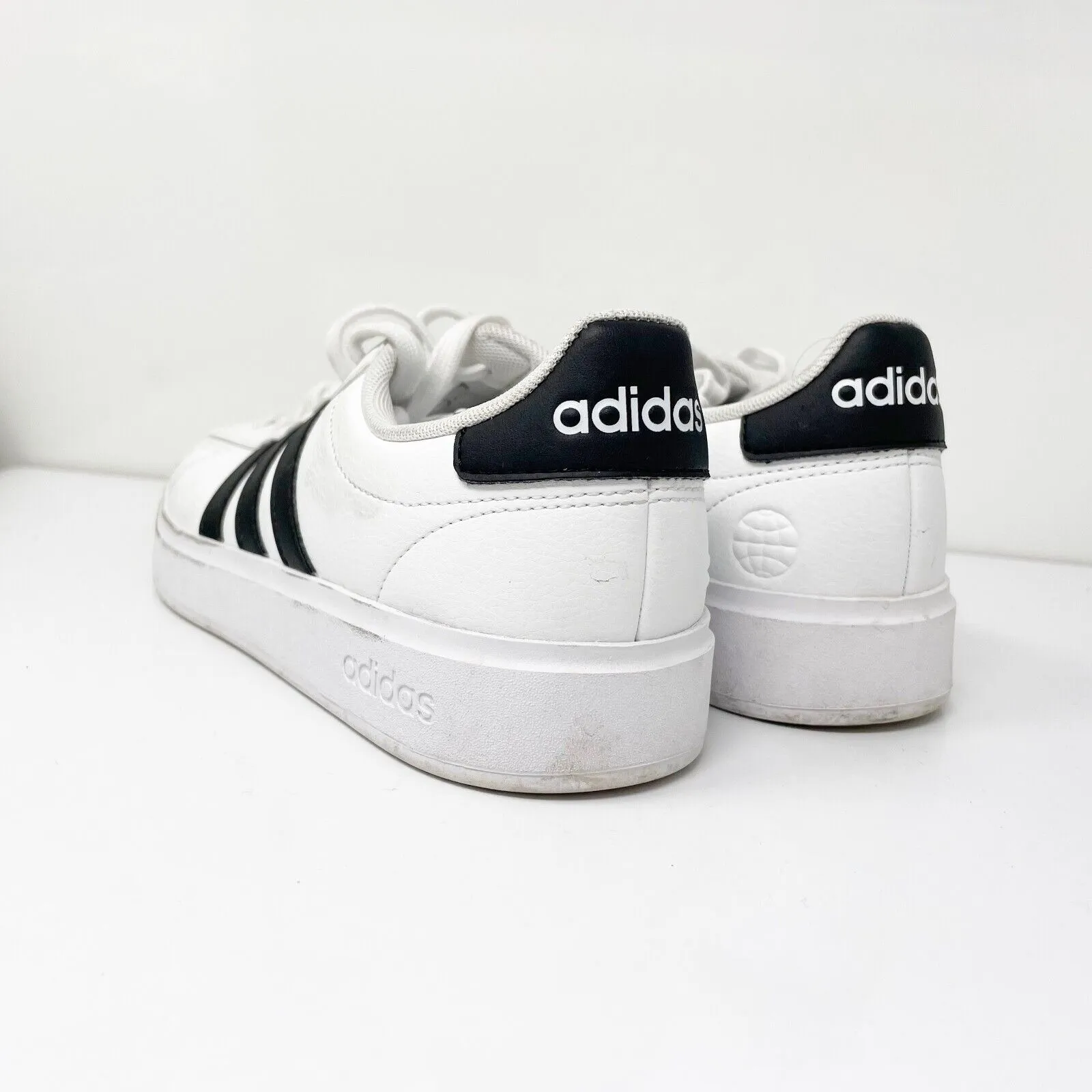 Adidas Womens Grand Court 2.0 GW9214 White Casual Shoes Sneakers Size 6