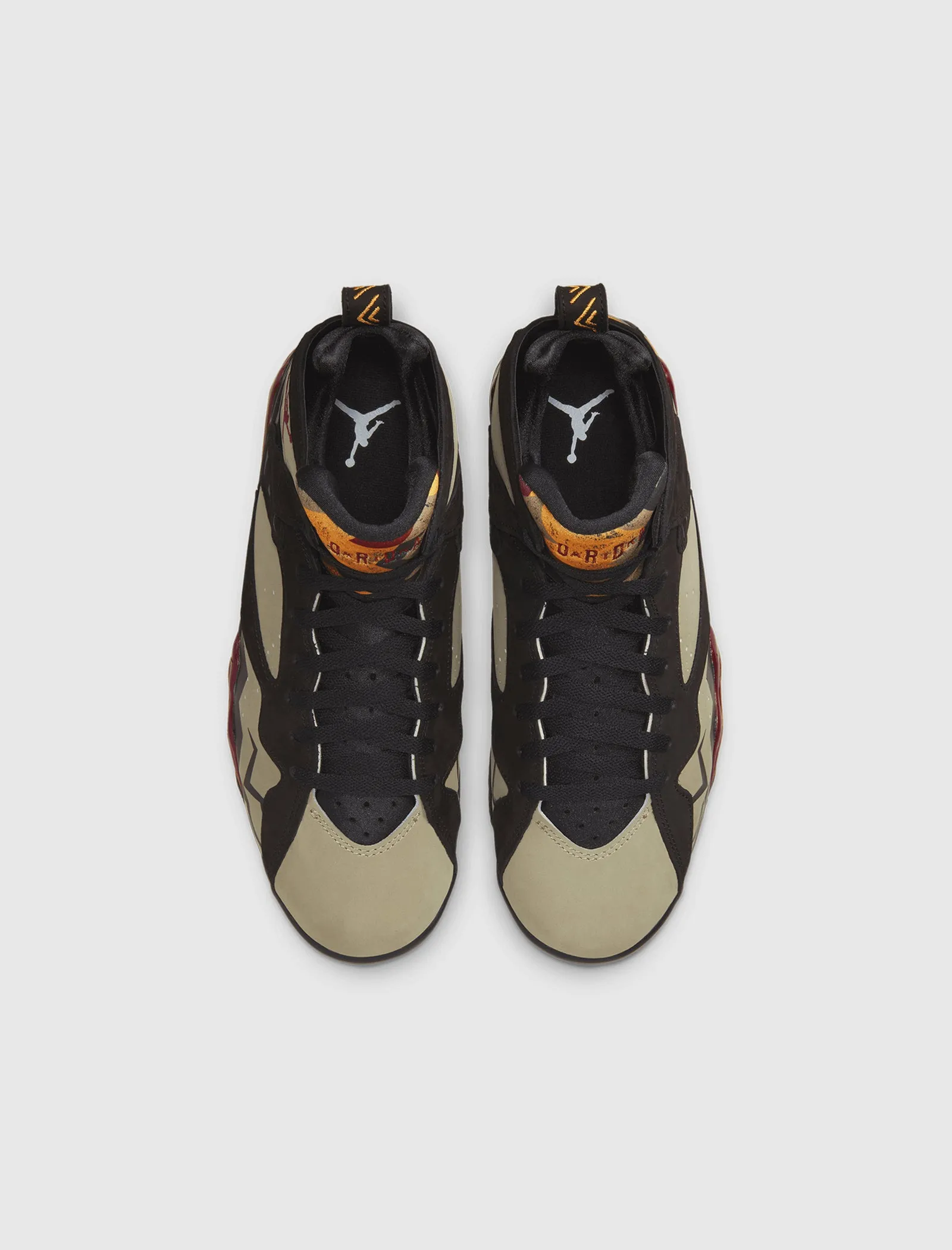 AIR JORDAN 7 RETRO SE BLACK OLIVE