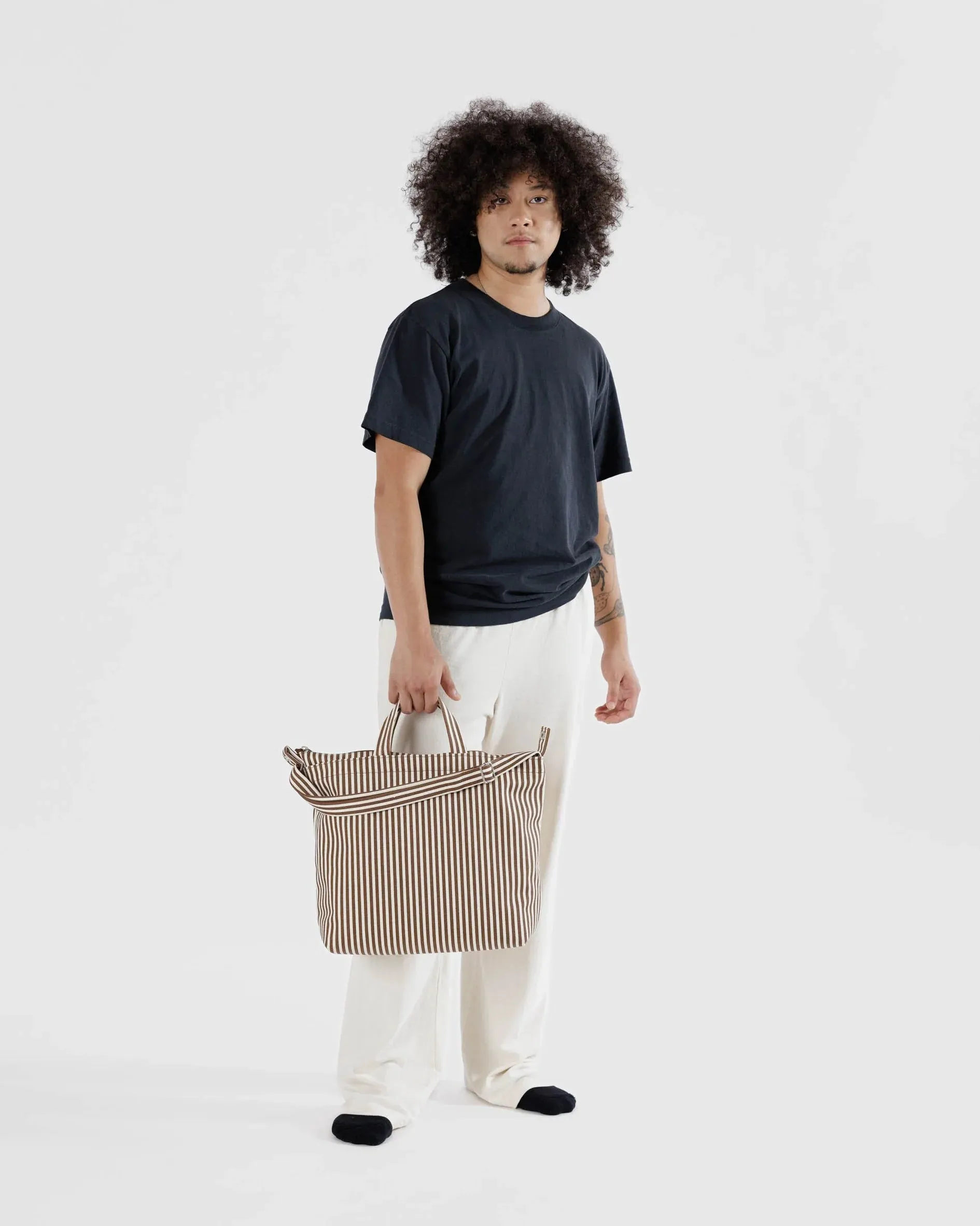 BAGGU Horizontal Zip Bag | Brown Stripe