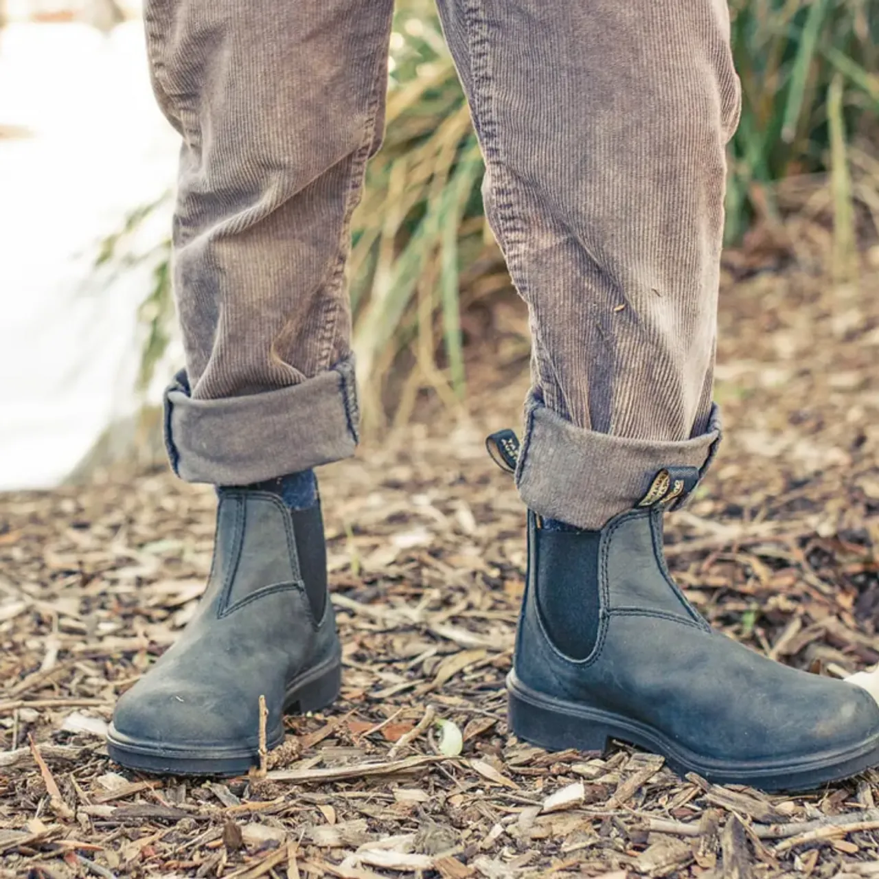 Blundstone 1325 Kids Rustic Black Leather Lined Water Resistant Elastic Sided Boots