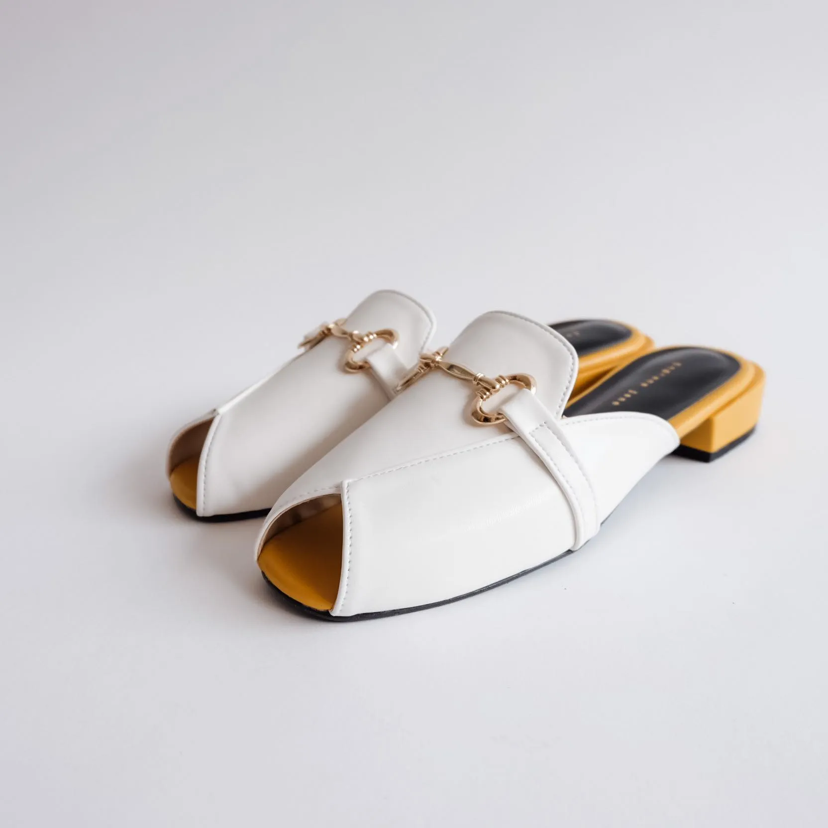 CHARITY White/Mustard Two Tone Elegant Mules