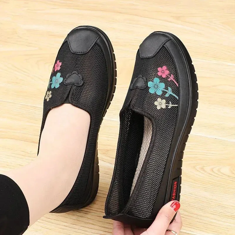 Classic Round Toe High Quality Slip on Flat Loafers Lady Fashion