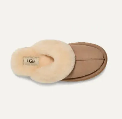 Disquette - The Ugg Platform Slipper in Sand