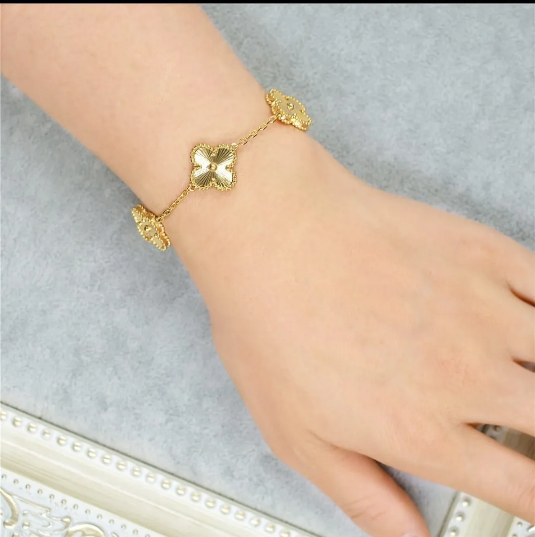 Gold Color Big Crystal Bracelet for Women X4541083