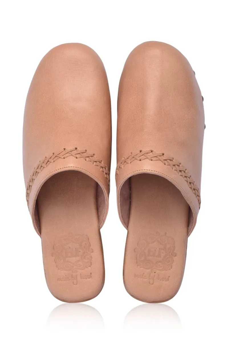 Malibu Leather Clogs in Vintage Beige