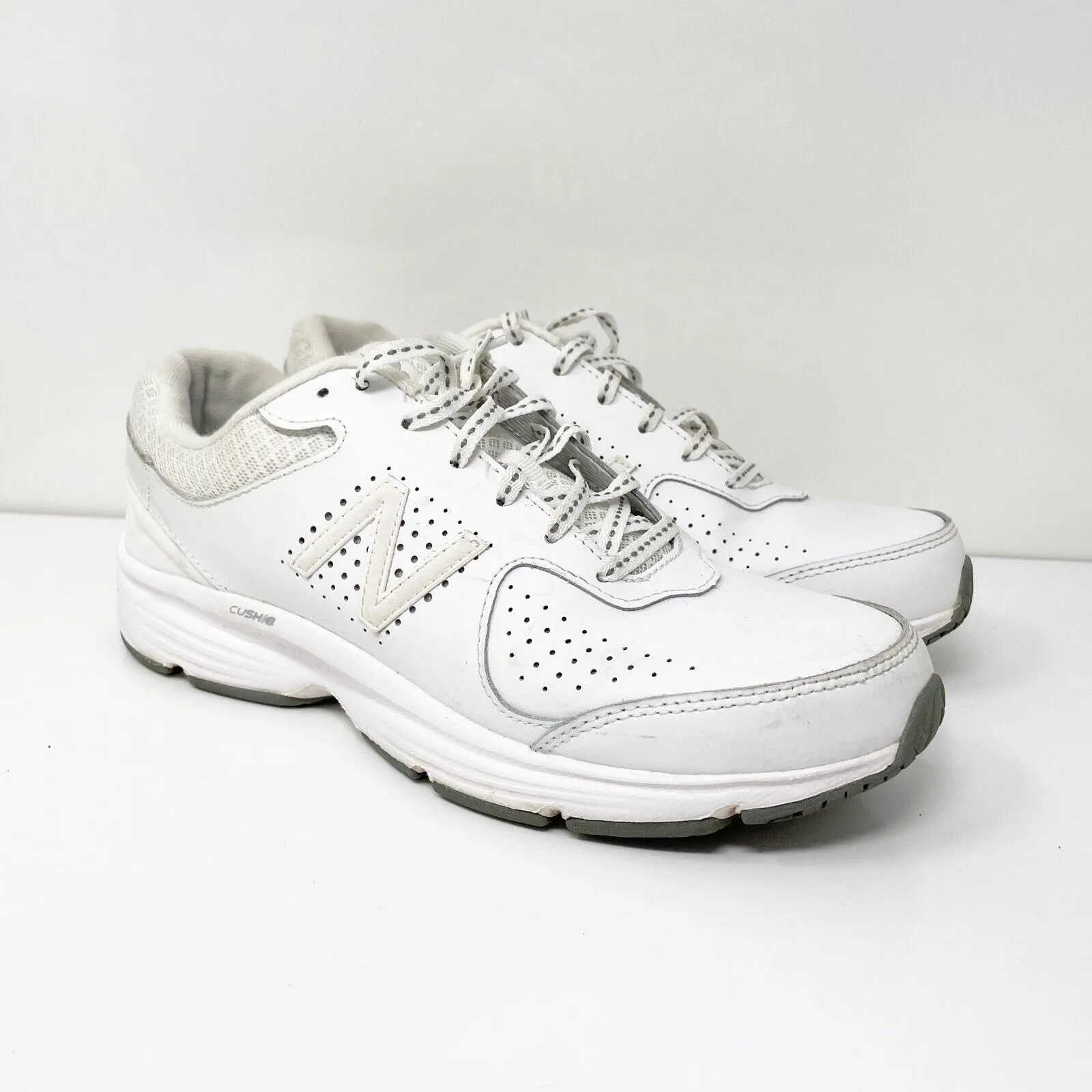 New Balance Womens 411 V2 WW411WT2 White Casual Shoes Sneakers Size 10 B