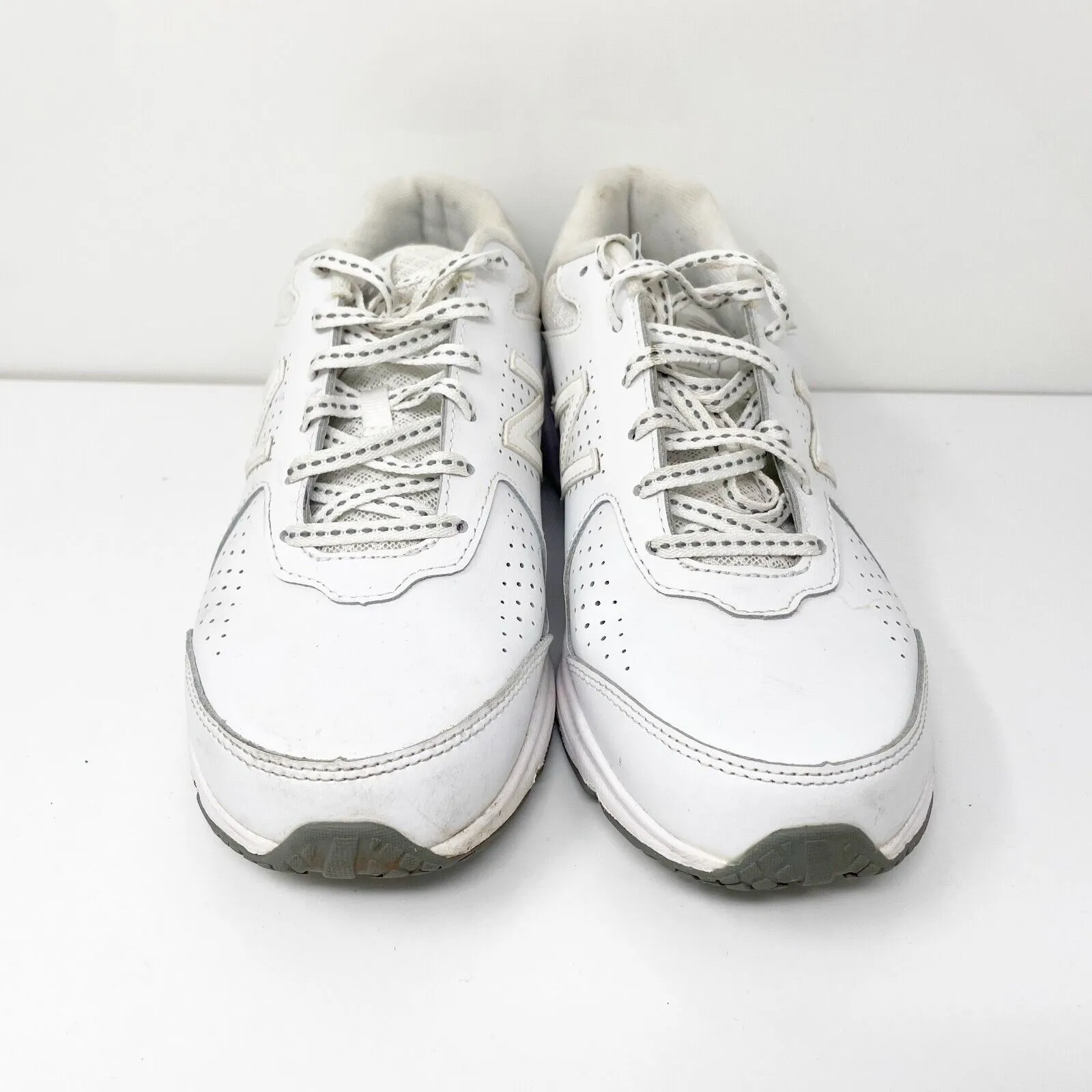 New Balance Womens 411 V2 WW411WT2 White Casual Shoes Sneakers Size 10 B