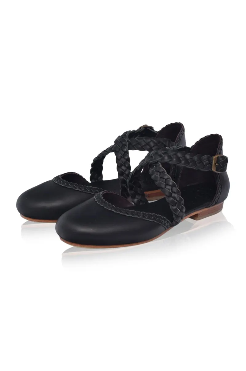 Tallulah Braided Leather Flats in Black