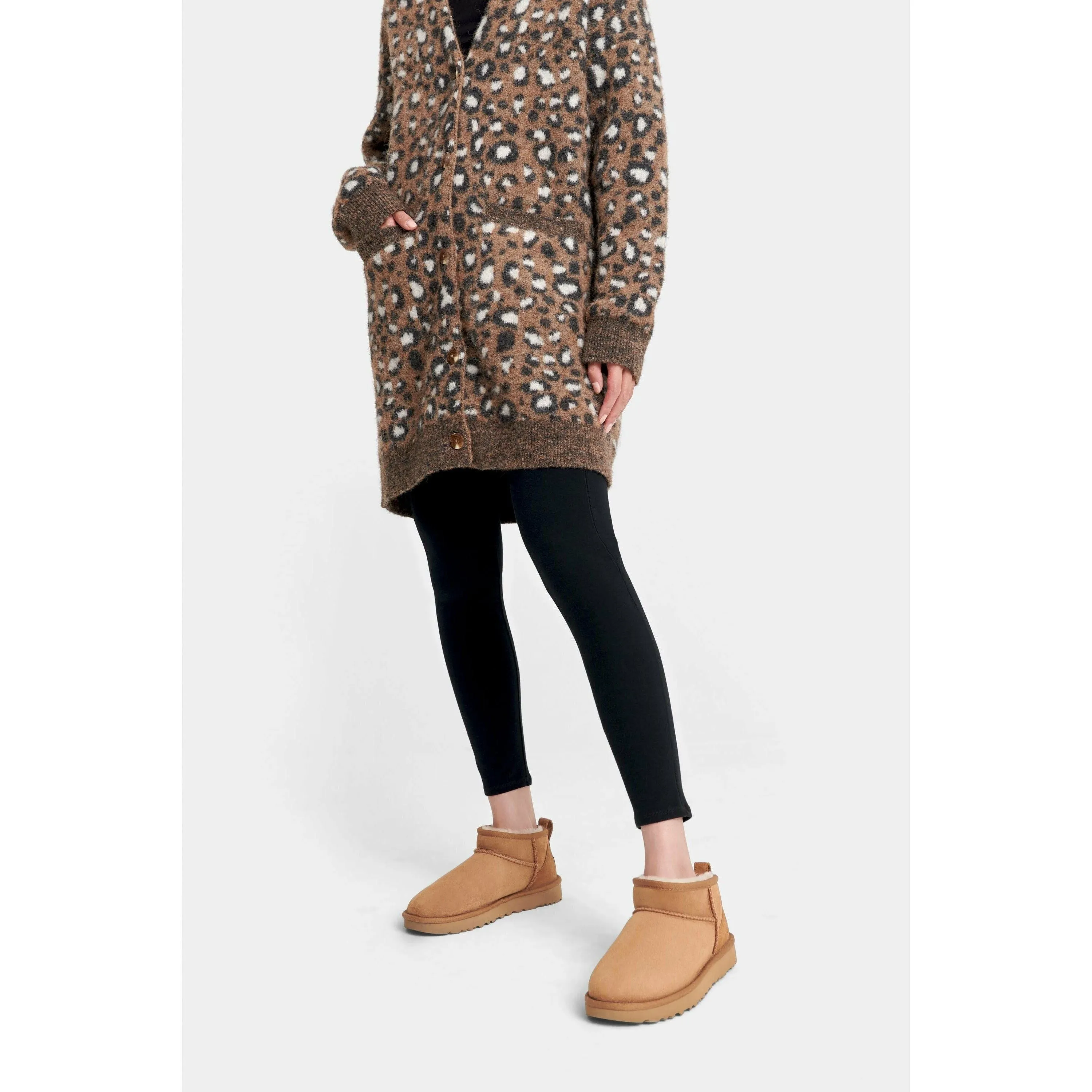 UGG Women's Classic Ultra Mini Boot in Chestnut +  Jason Markk Kit Bundle